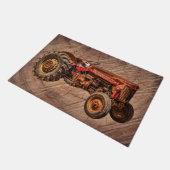 Antiker roter Traktor Fußmatte (Schrägansicht)