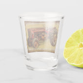 Antiker roter Traktor Schnapsglas (Rückseite)