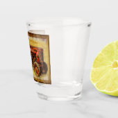 Antiker roter Traktor Schnapsglas (Rechts)