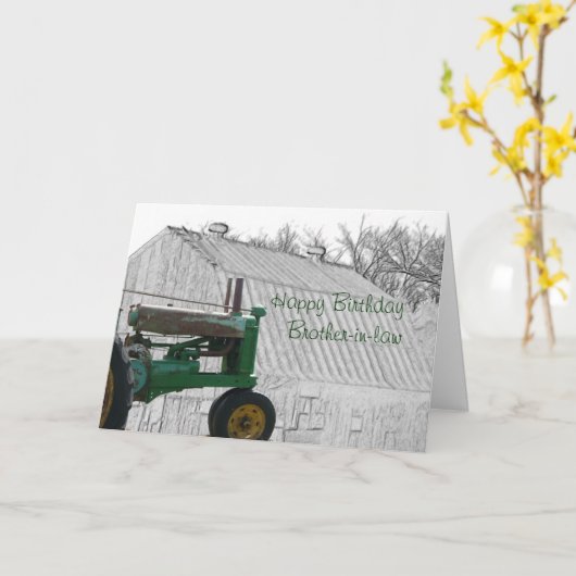 Antiker Traktor und alte Scheune fertigen es Karte (Gelbe Blume)