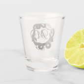 Antiker verflochtener Drache personalisiert Schnapsglas (Rückseite)