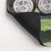 Antiker Wagen mit Bourbon-Barrels Mousepad (Ecke)