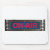 Antikes Auf-Luft Zeichen oder Auf-D-Luft Sendung Mousepad (Vorne)