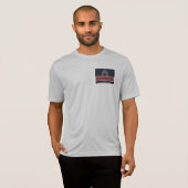 Antikes Auto Scheune Die Autos T-Shirt (Vorne ganz)