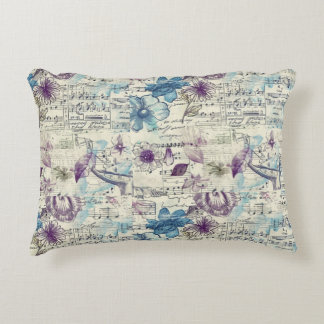 Antikes Blumenakzentkissen – Shabby Chic Lila  Dekokissen