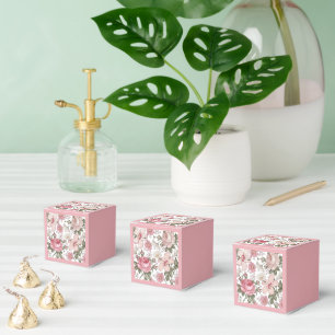 Antikes Blumenmuster mit Rosen Geschenkschachtel