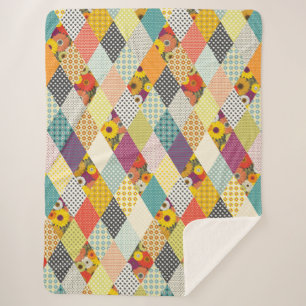 antikes Blumenpatchwork-Quilt Sherpadecke