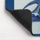 Antikes Delft Blauer Tile - Groß im Gras Mousepad (Ecke)