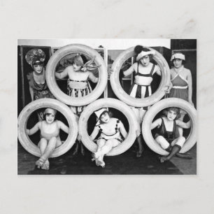 Antikes Foto von liberalen Flapper-Damen aus den 1 Postkarte