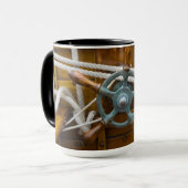Antikes hölzernes Boot Tasse (Vorderseite Links)