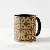 Antikes Kaffeebohnen-Geometrisches Batikmuster Tasse (VorderseiteRechts)