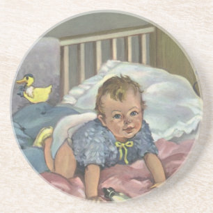 Antikes Kind, süßes Baby spielt im Kinderbett, Sch Getränkeuntersetzer