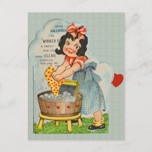 Antikes Mädchen wäscht Kleidung Valentinstag Postkarte