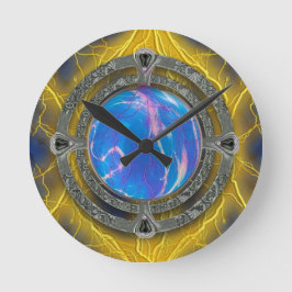 Antikes mystisches Zauber von magischen Zaubern un Runde Wanduhr