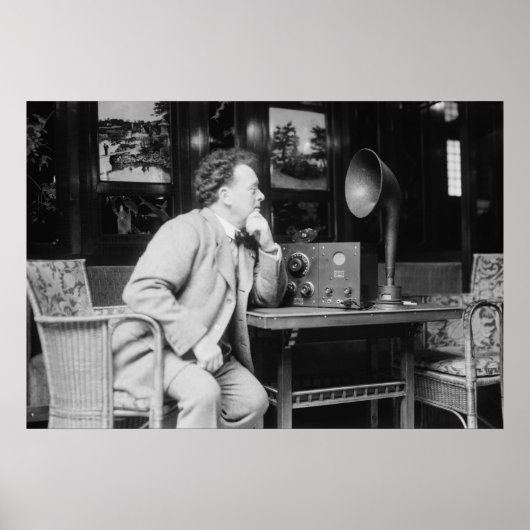 Antikes Radio, Anfang des 19. Jahrhunderts Poster (Vorne)