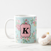 Antikes Rosenmuster mit Monogramm