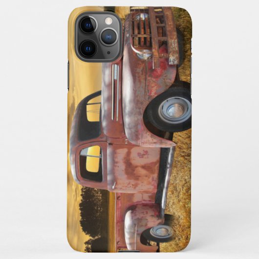 Antikes rotes LKW-Feld iPhone Hülle (Rückseite)