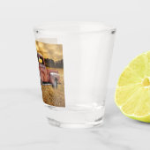 Antikes rotes LKW-Feld Schnapsglas (Rechts)