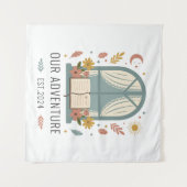 Antikes Spitzenfenster mit zartem Blumenmuster Wandteppich (Vorderseite (Horizontal))