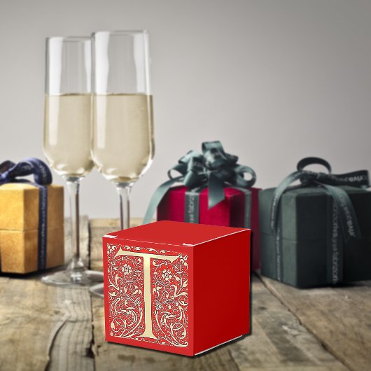 antikes verziertes Monogramm - Buchstabe T Geschenkschachtel