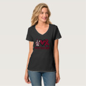 Antiphospholipid Syndrome Burgundy Ribbon Peace Lo T-Shirt (Vorderseite Vollansicht)