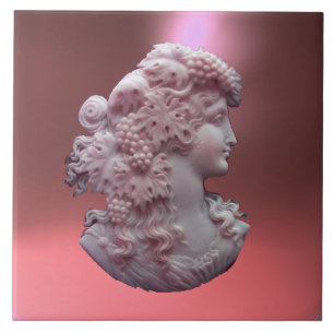 ANTIQUE CAMEO, LADY MIT GRAPEN FLIESE