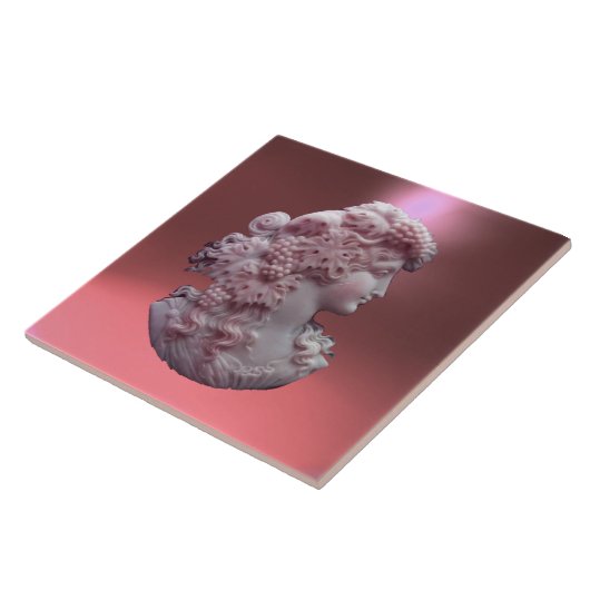 ANTIQUE CAMEO, LADY MIT GRAPEN FLIESE (Seite)