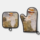 Antique Child Picking - Blume Ofenhandschuh & Topflappen-Set (Vorderseite)
