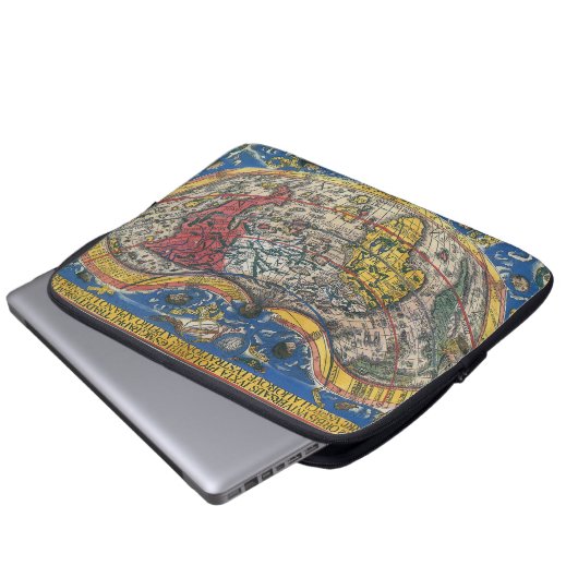 Antique Heart Shaped World Map von Peter Apian 152 Laptopschutzhülle (Vorne Knopf)