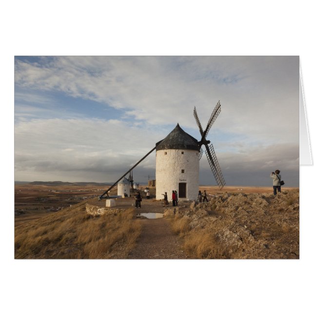 Antique La Mancha windmills, with visitors (Vorderseite (Horizontal))