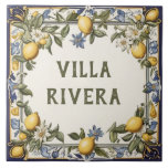 Antique Lemon Custom House Name Plakat Plaque Schi Fliese<br><div class="desc">Namensschild des Hauses, personalisierte Hausbezeichnung, persönliches,  individuelles Textzeichen, Zitronenbauernhof Casa Keramik Kachel, Gelb Zitronenfrucht, traditionelle portugiesische spanische , Familienname, Italienischer Bauernhof Zuhause-Beschilderung, dekorative antike Landhaus, Blaue und weiße Vintage Kunst</div>