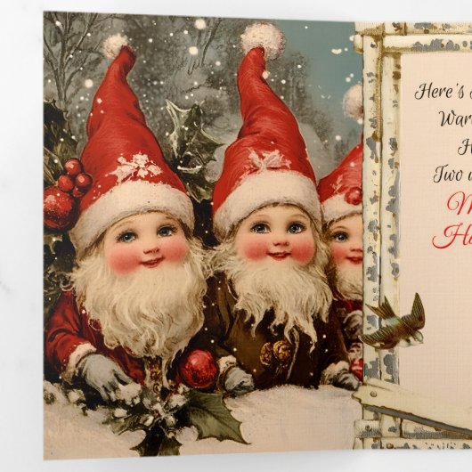 Antique-Style Merry Christmas Gnomes Dreifach Gefaltete Urlaubskarte (Innen Erste Seite)