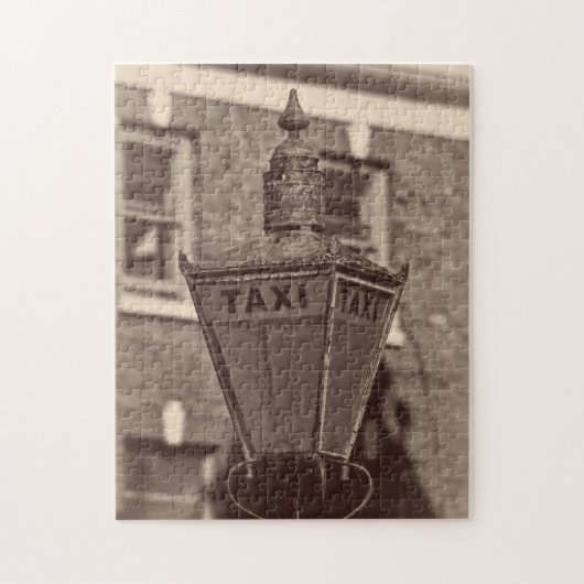 Antique Taxi Lamp - 11x14 - 252 Stück Puzzle (Vertikal)