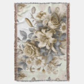 Antique Tinge Yellow Floral Perfektion Decke (Vorderseite Vertikal)
