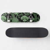 Antiquitätenmuster Schwarz und Grün Skateboard (Horizontal)
