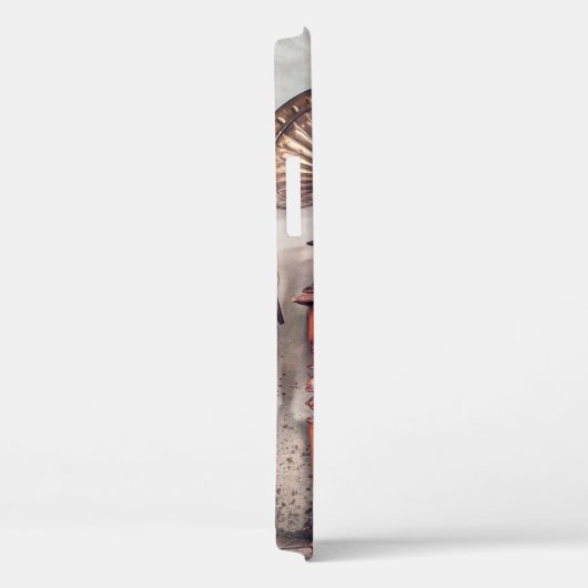 Antiquitätenstuhl, alte Schreibmaschine, Retroradi Case-Mate iPhone Hülle (Rückseite / Rechts)