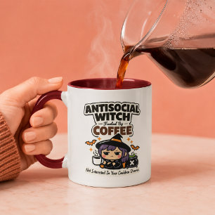 Antisoziale Hexe, angetrieben von Kaffee Lustiger  Tasse