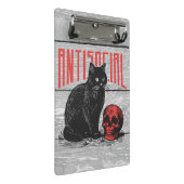 Antisoziale Katze und Schädel Mini Klemmbrett (Schrägansicht)
