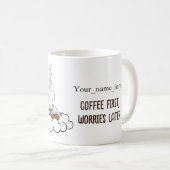 ANTISTRESS Coffee first, worries later quote Kaffeetasse (VorderseiteRechts)