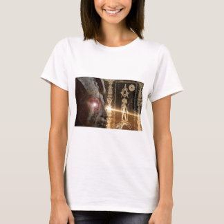 Anunnaki-ra_sun_god_egyptian_masons_nephilim_gods_ T-Shirt