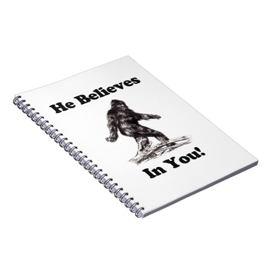 Anvisieren Bigfoots Sasquatch - er glaubt an Sie Notizblock (Rechte Seite)