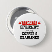 Anwalt mit Kaffee und Fristen | Rechtsanwältin Button (Vorne & Hinten)