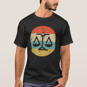 Anwalt Richter Retro Waage Der Gerechtigkeit T-Shirt