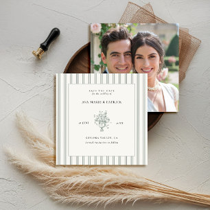 Anwesen Sage Green Stripe Blumenvase Foto Hochzeit Save The Date