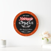 Any Name Red Faux Neon Garage Date Orange Black  Große Wanduhr (Zuhause)