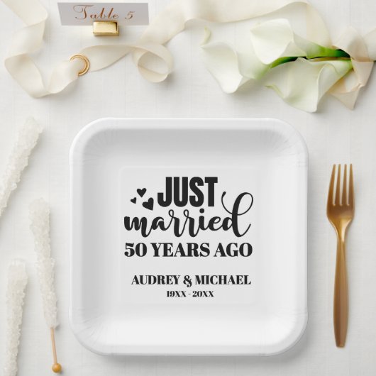 Any Year Anniversary Personalized Pappteller (Hochzeit)