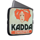 Anzeige für "Kadda Zigaretten" (Farbelitho Laptopschutzhülle (Vorne Rechts)