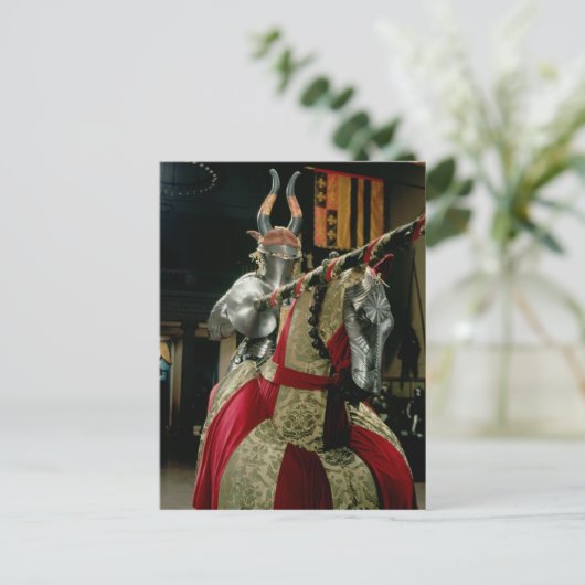 Anzug der Rüstung und der entsprechenden Rüstung Postkarte (Stehend Vorderseite)