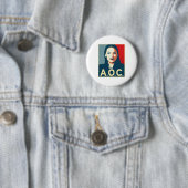 AOC 2024 Propaganda Button (Beispiel)