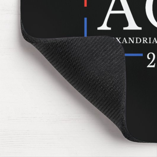 Aoc für Präsident 2028 Einfaches Zeichen für Fraue Mousepad (Ecke)